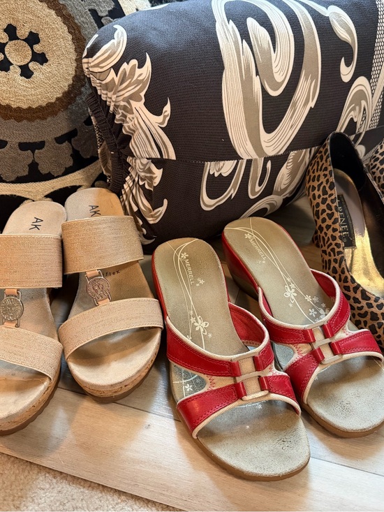 Anne Klein Shoes - Lot of 3 well worn Women’s Shoes 6.5-7.5